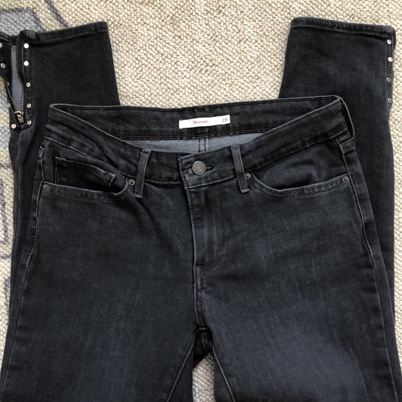 Levi’s - Picture 4 of 4